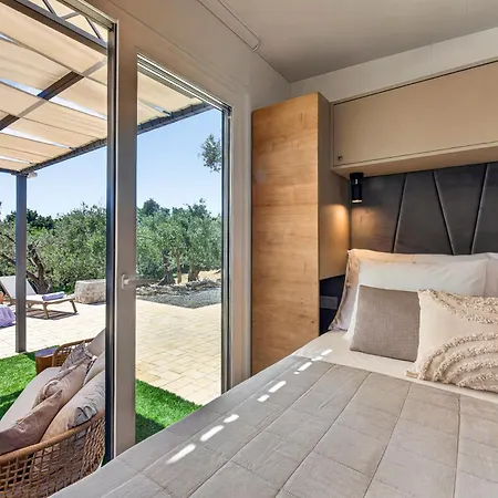 Olive Oasis With Private Jacuzzi And Summer Kitchen
