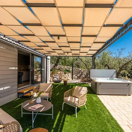 Ferienhaus Olive Oasis With Private Jacuzzi And Summer Kitchen