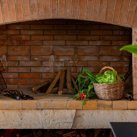 Olive Oasis With Private Jacuzzi And Summer Kitchen Orasac